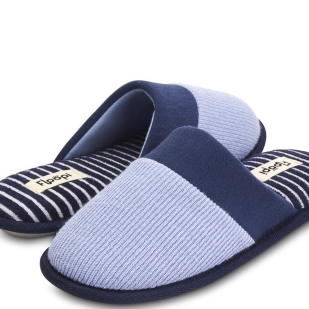 Floopi Memory Foam Slippers - Picture 2 of 9